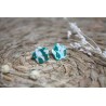 Puces d'oreille - tâches vert, bleu et or