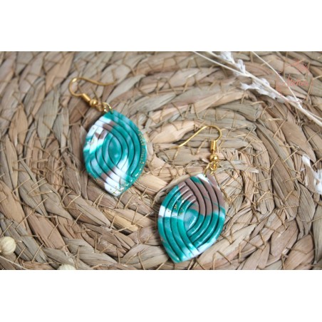 Boucles d'oreille pendantes - vert/blanc/brun et or