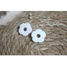 Puces d'oreille - Eclat de blanc